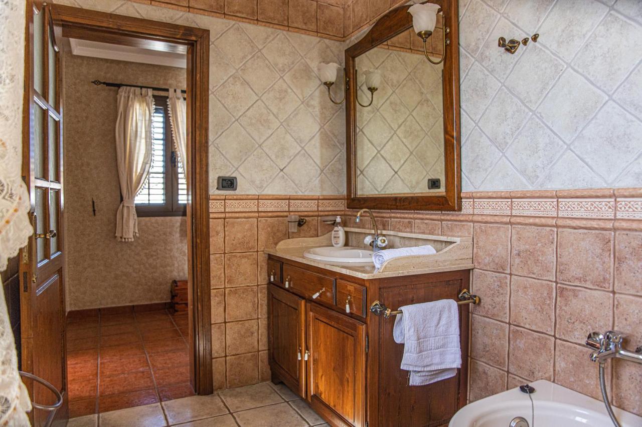 Cuevas Villa