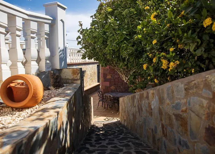 Villa Las Cuevas